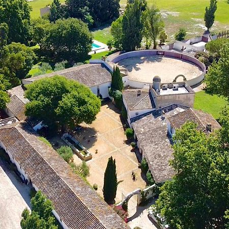 Mas Des Becasses, En Provence - 22 Personnes Villa อาร์ลส์ ภายนอก รูปภาพ