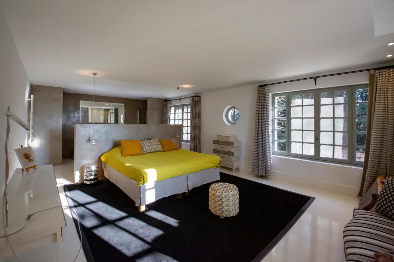 Mas Des Becasses, En Provence - 22 Personnes Villa อาร์ลส์ ภายนอก รูปภาพ