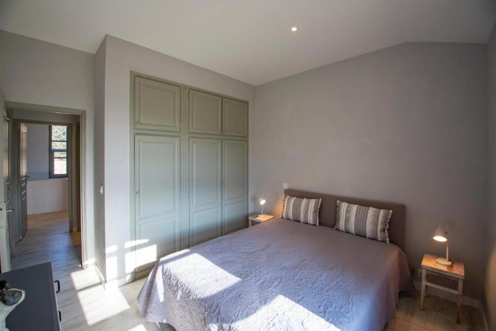 Mas Des Becasses, En Provence - 22 Personnes Villa อาร์ลส์ ภายนอก รูปภาพ